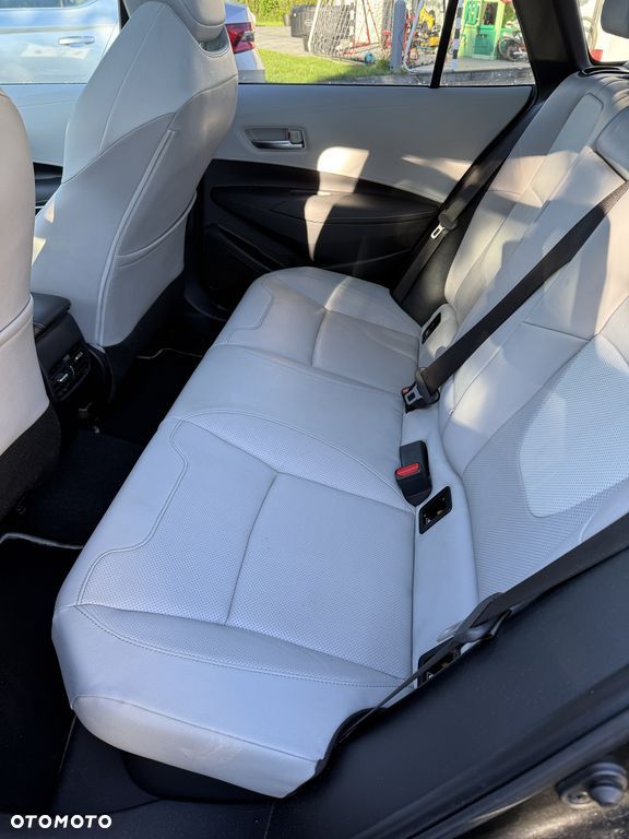Toyota Corolla - 9