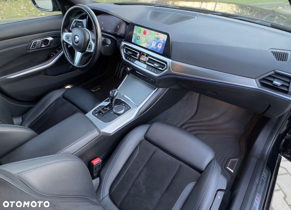 BMW Seria 3 320d Touring M Sport - 34