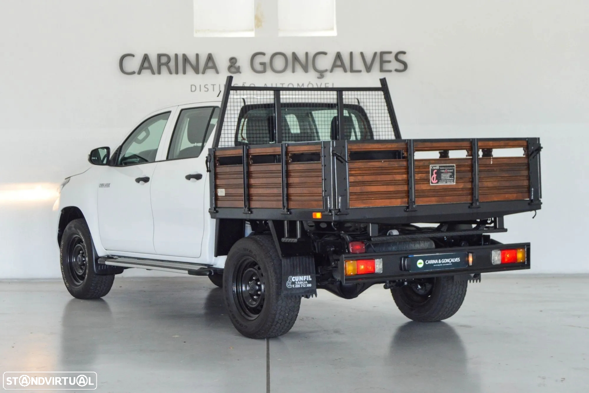 Toyota Hilux 2.4 D-4D 2WD CD CM - 18