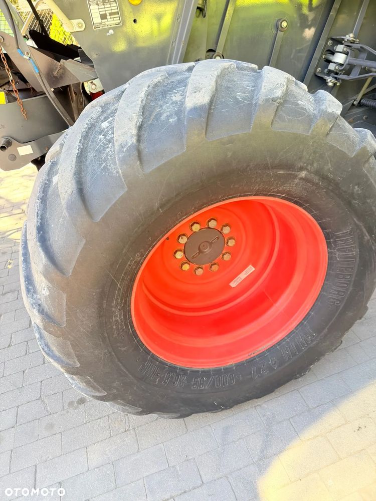 Claas Lexion 600 - 36
