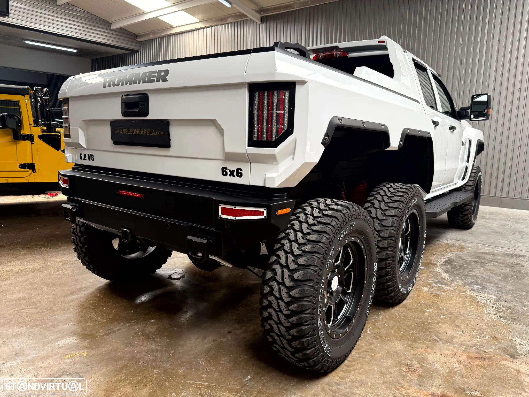 Hummer H2 - 11
