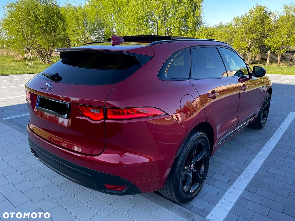 Jaguar F-Pace 2.0 i4D AWD R-Sport - 28