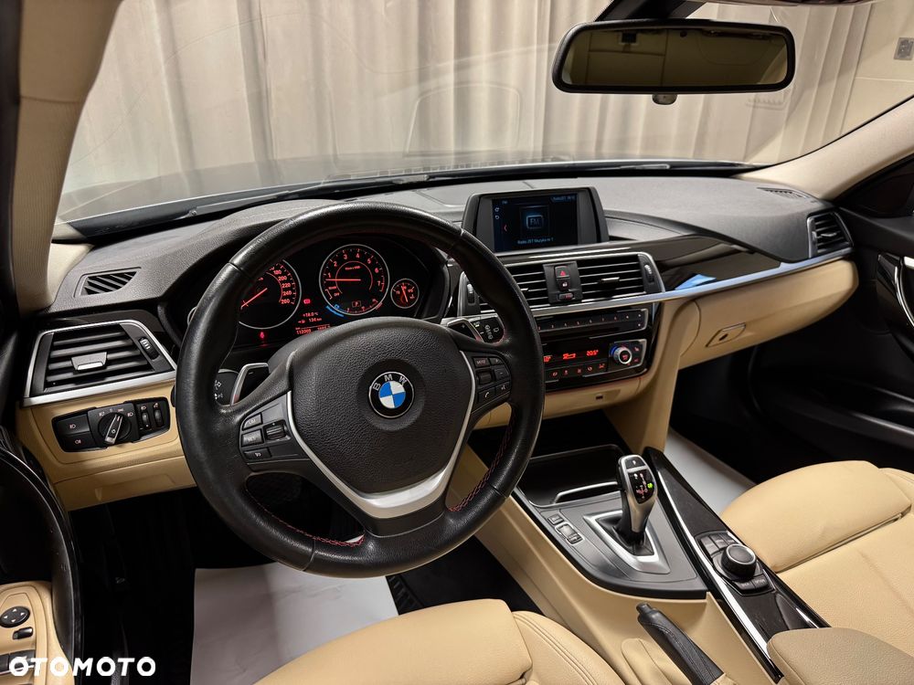BMW Seria 3 320i xDrive Sport Line Sport - 15