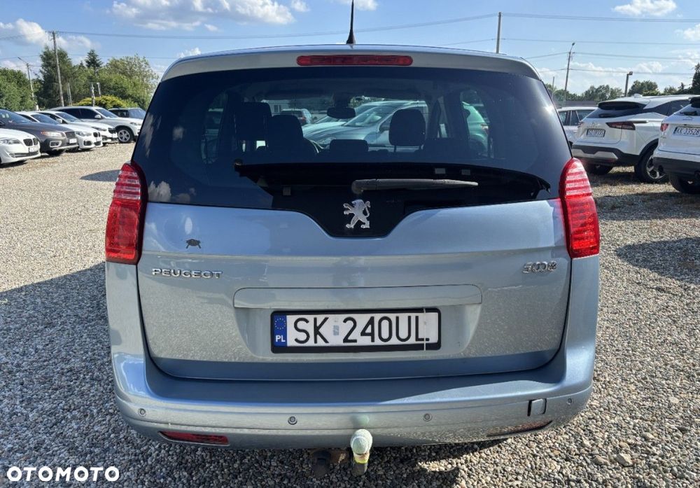 Peugeot 5008 - 5
