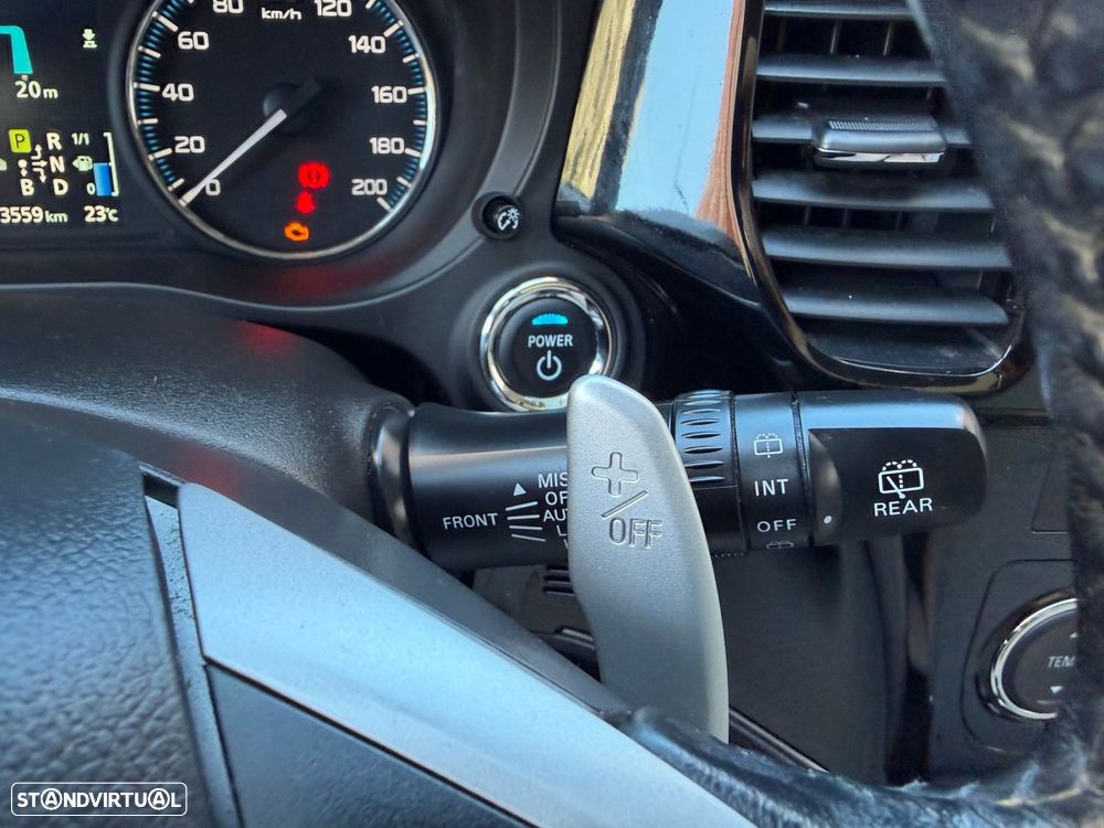 Mitsubishi Outlander 2.0 MIVEC Instyle Navi+ - 38