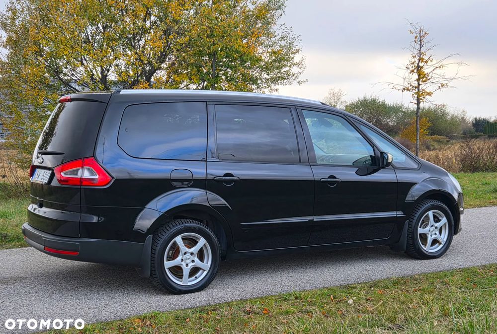 Ford Galaxy - 4