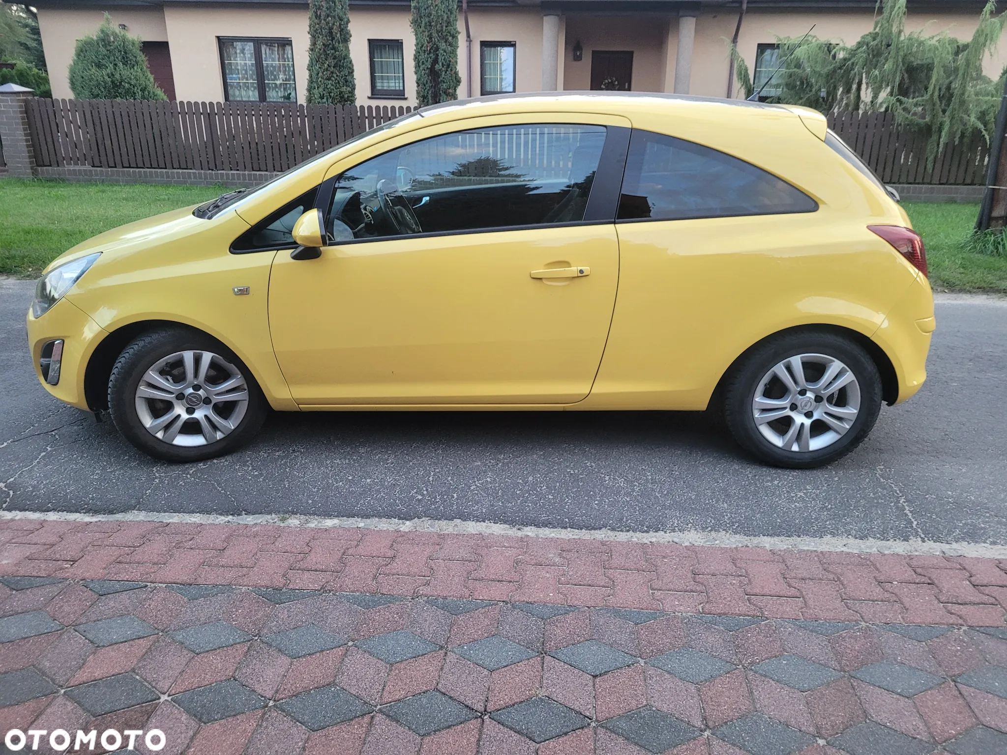 Opel Corsa 1.4 16V Color Edition - 5