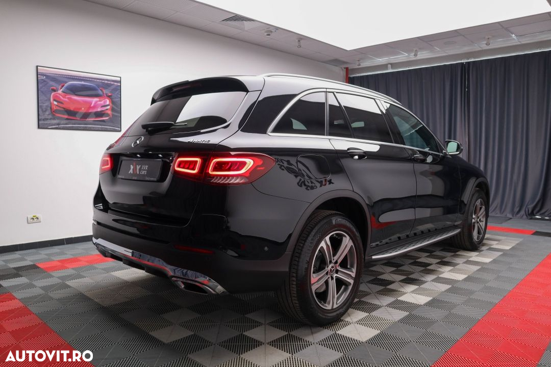 Mercedes-Benz GLC 300 e 4Matic 9G-TRONIC - 6