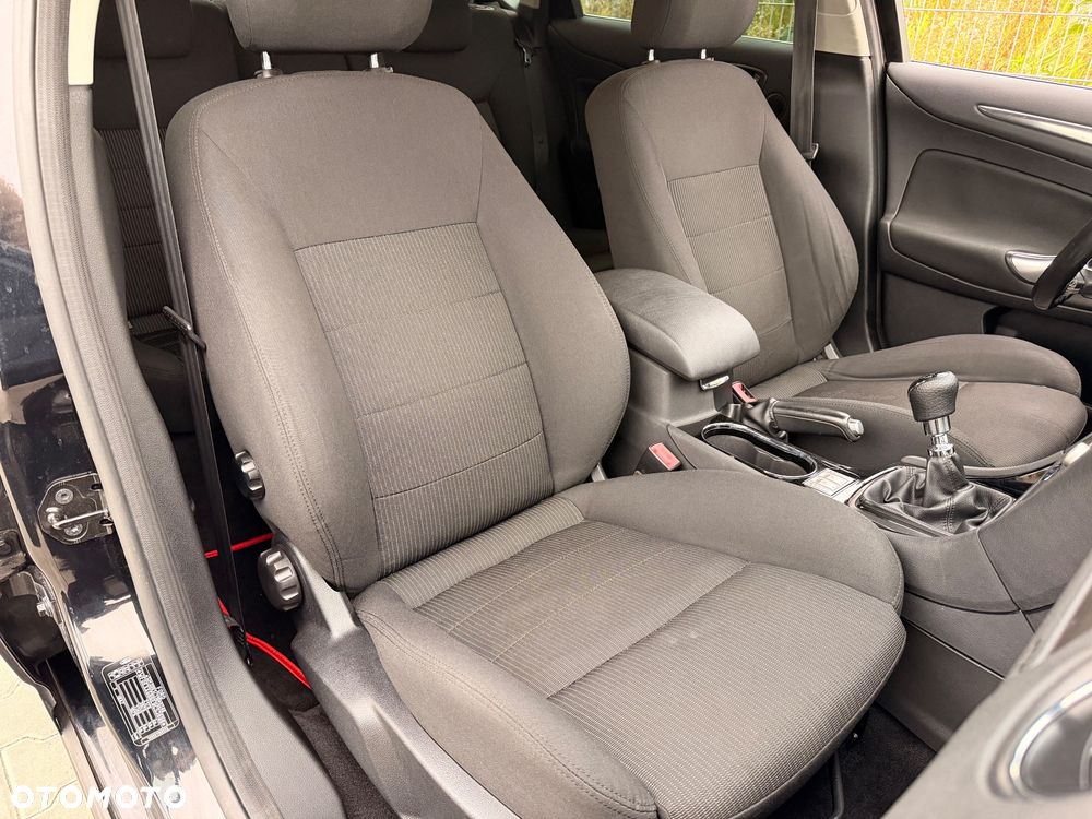 Ford Mondeo 2.0 TDCi Titanium - 20