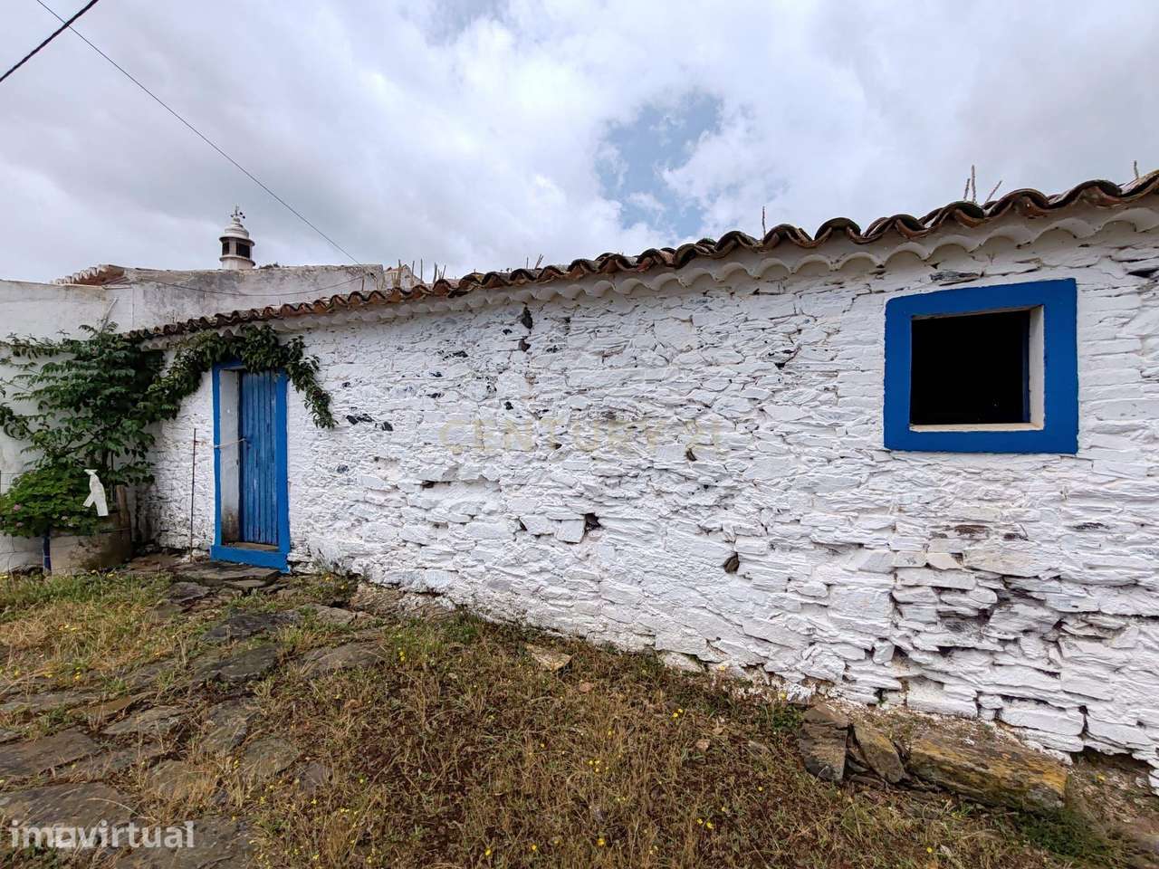 Monte alentejano com 11,9 hectares e casa em Santana da Serra - Grande imagem: 2/30