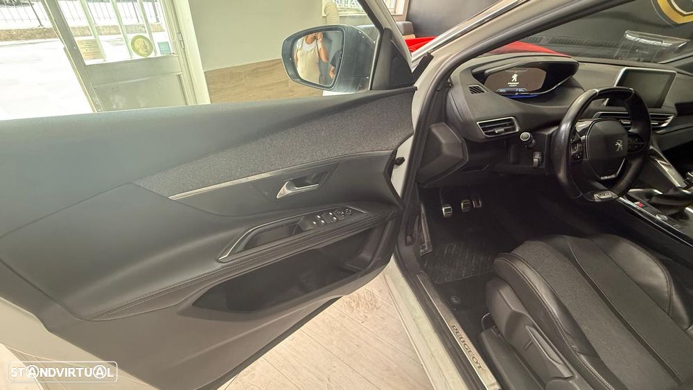 Peugeot 5008 1.2 PureTech GT Line - 16