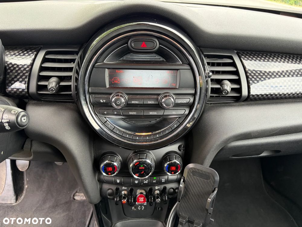MINI Cooper SD - 16