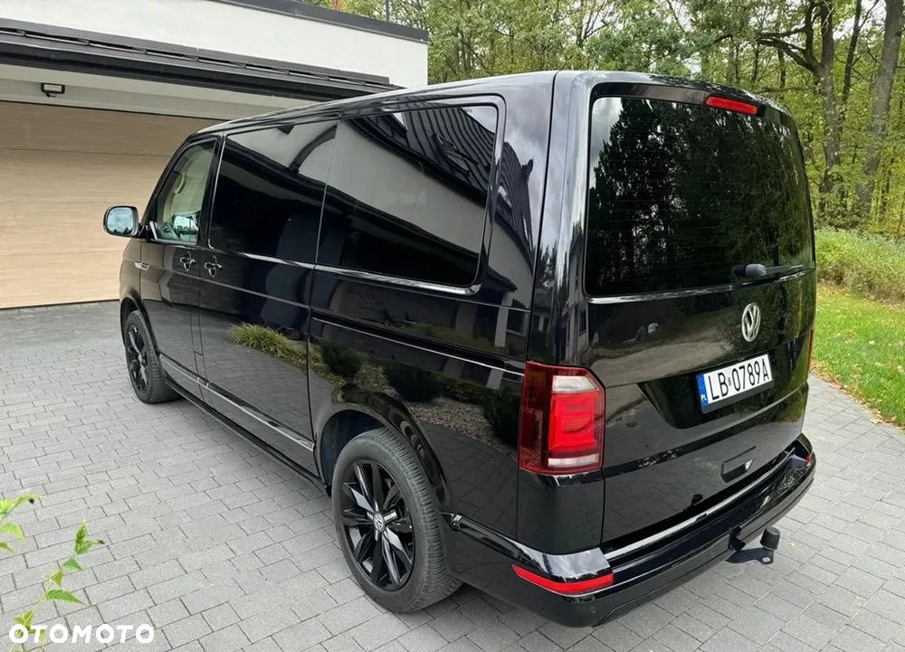 Volkswagen Multivan - 8