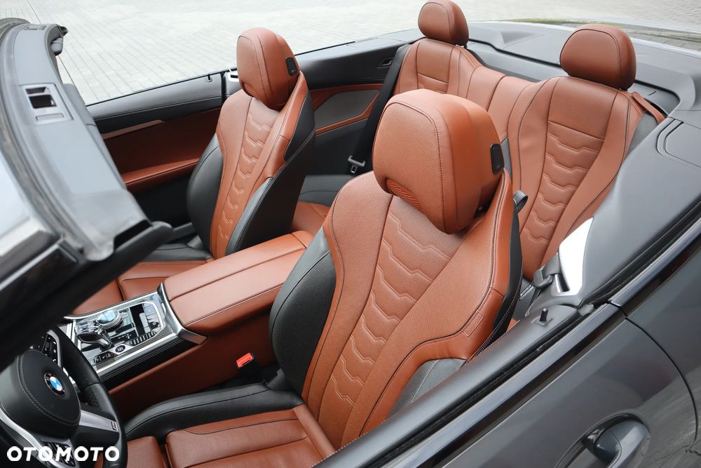 BMW Seria 8 840i - 18