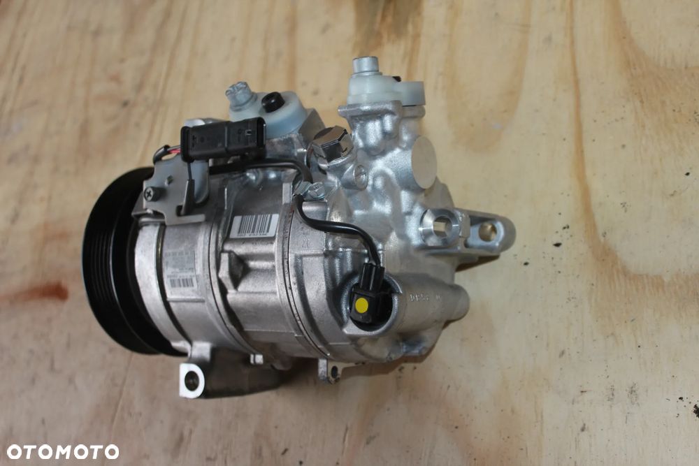SPRĘŻARKA KLIMATYZACJI MERCEDES W205 W177 W447 W253 GLC A0008304402 2022 - 3