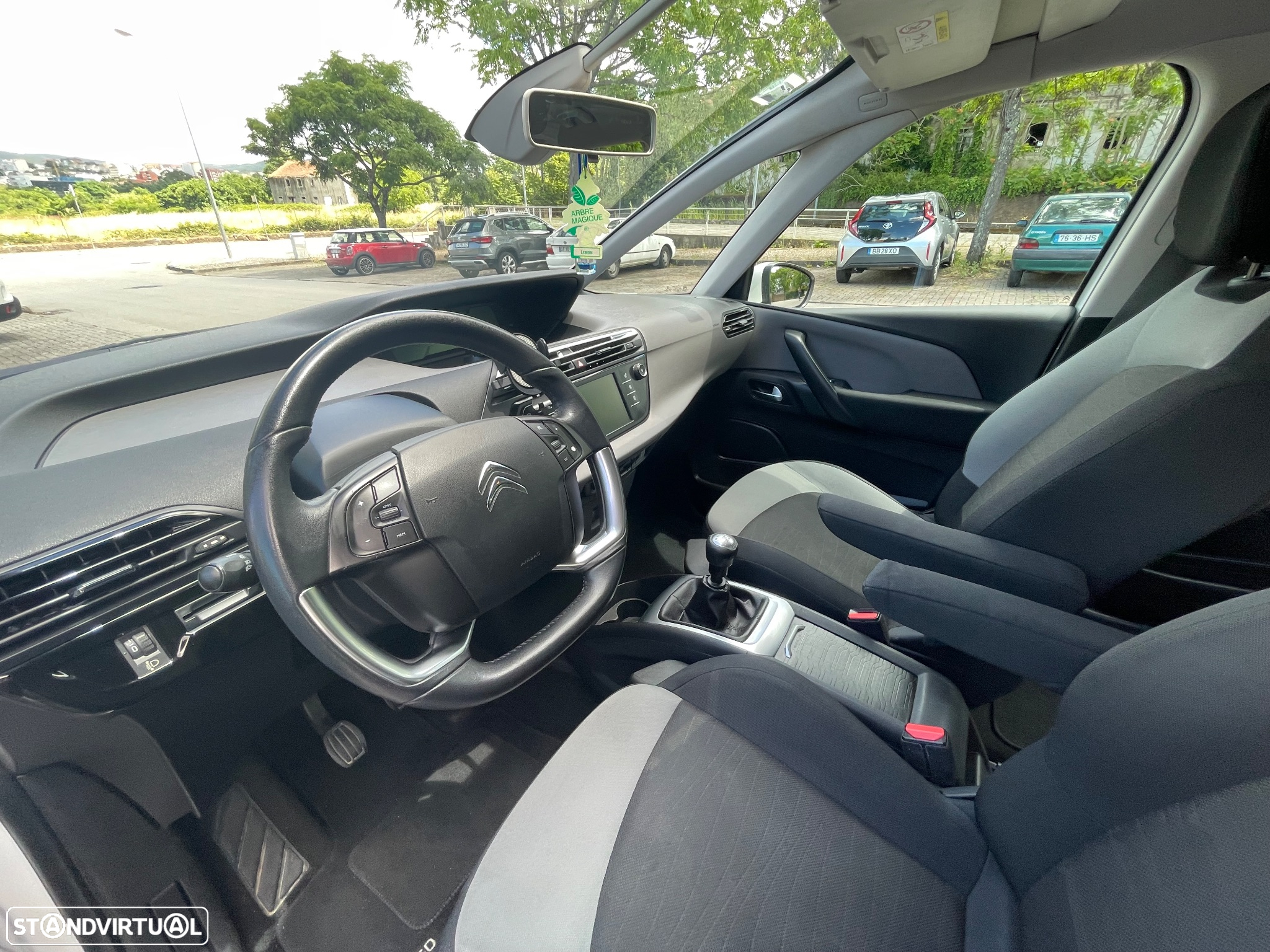 Citroën C4 Grand Picasso 1.6 e-HDi Exclusive - 9