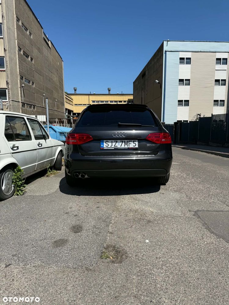 Audi A4 Avant 2.0 TDI DPF Quattro - 8