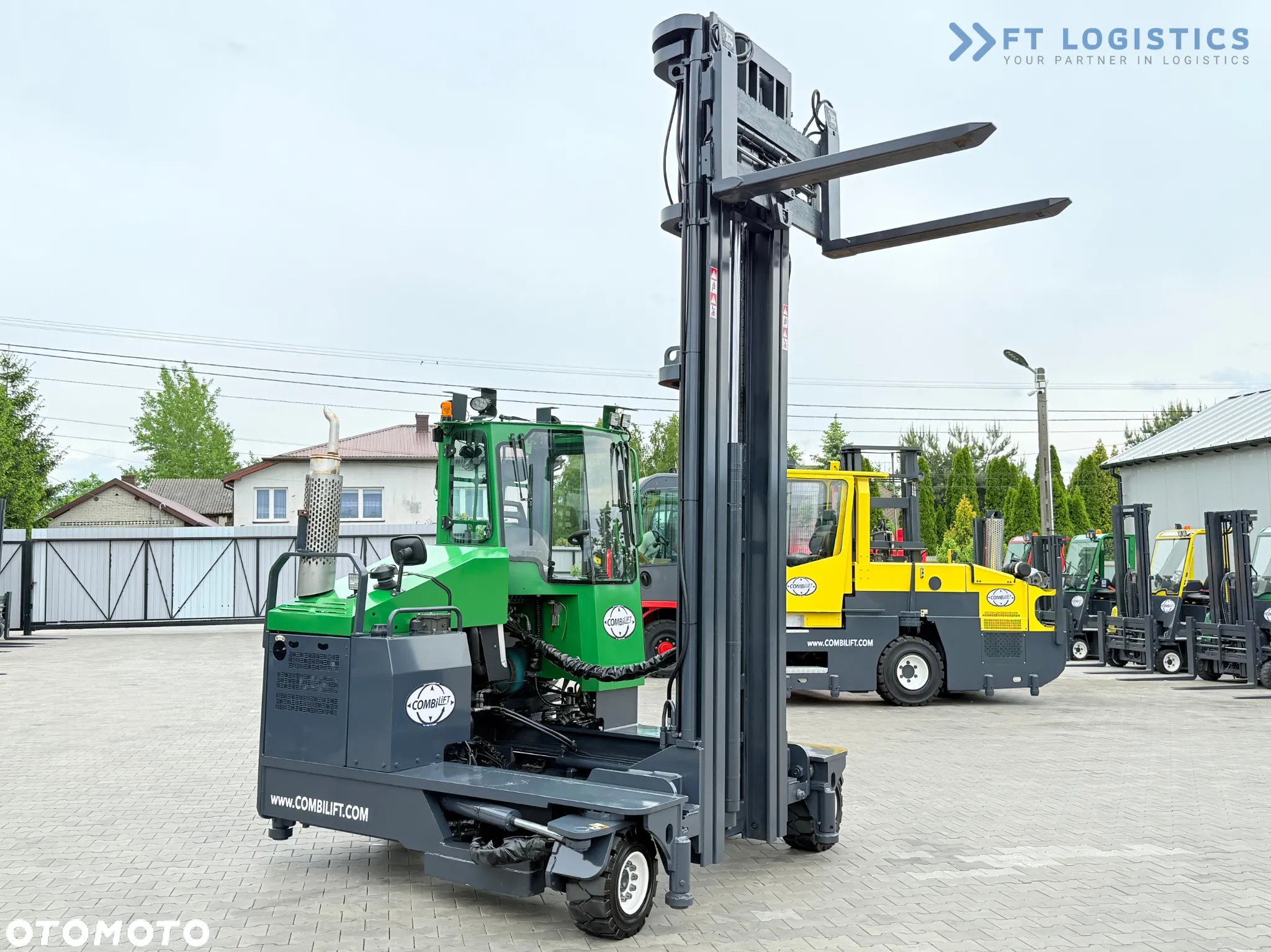 Combilift C4000 / TRIPLEX / 9300MM /  DUŻY WYBÓR WÓZKÓW CZTEROKIERUNKOWYCH / WOLNY SKOK / POZYCJONER / GAZ / KABINA / JAK NOWY - 30