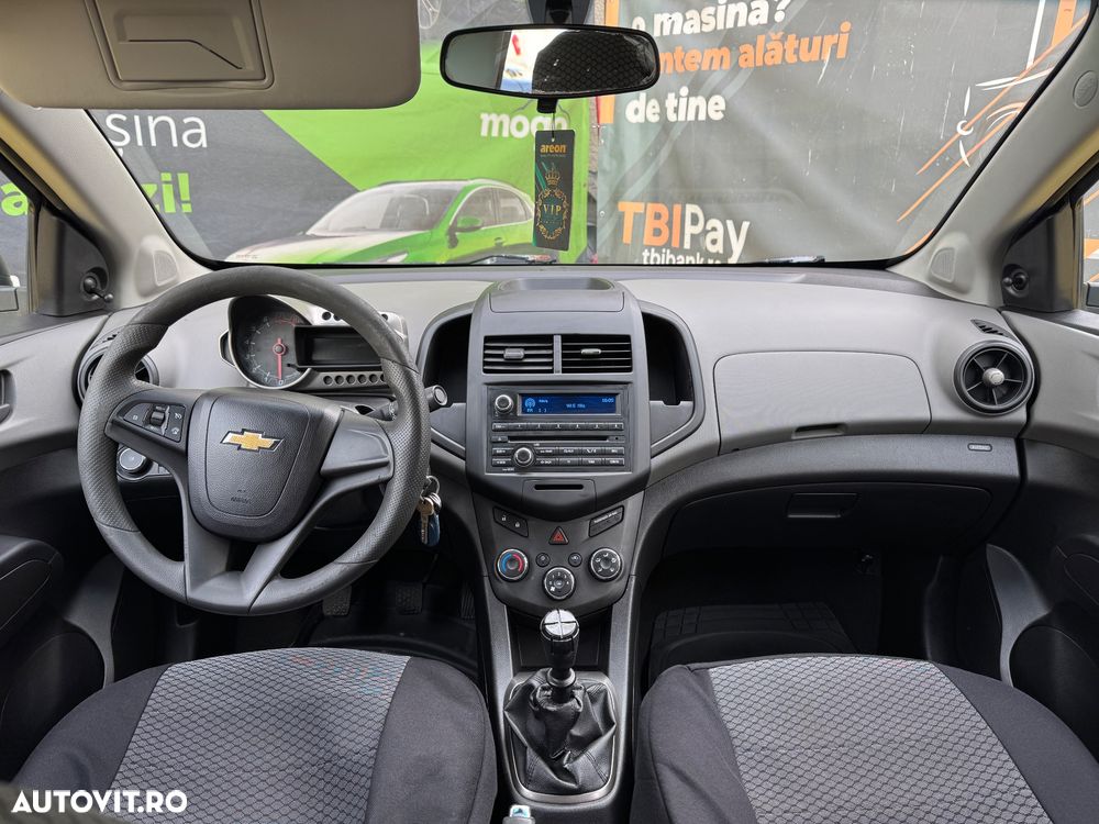 Chevrolet Aveo - 9