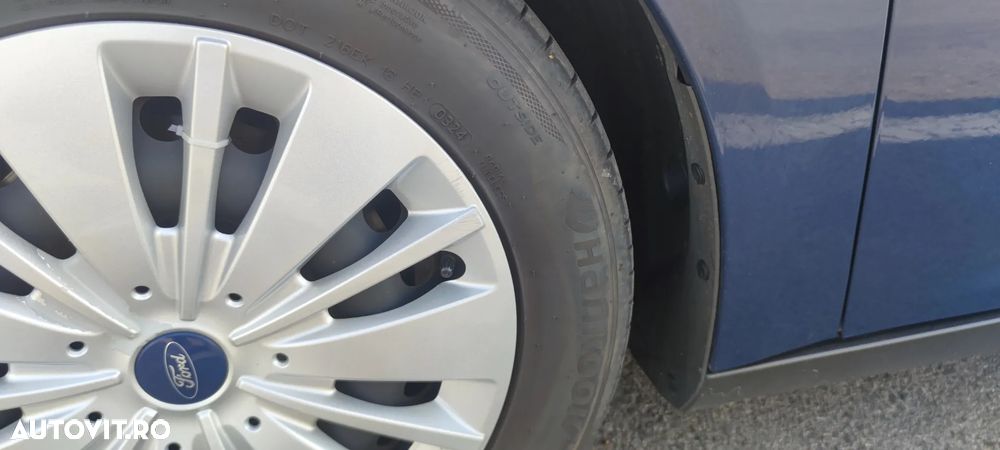Ford Focus - 7