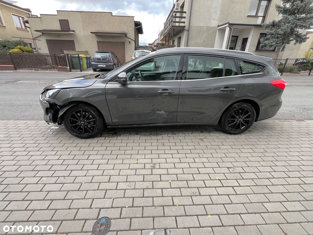 Ford Focus - 7