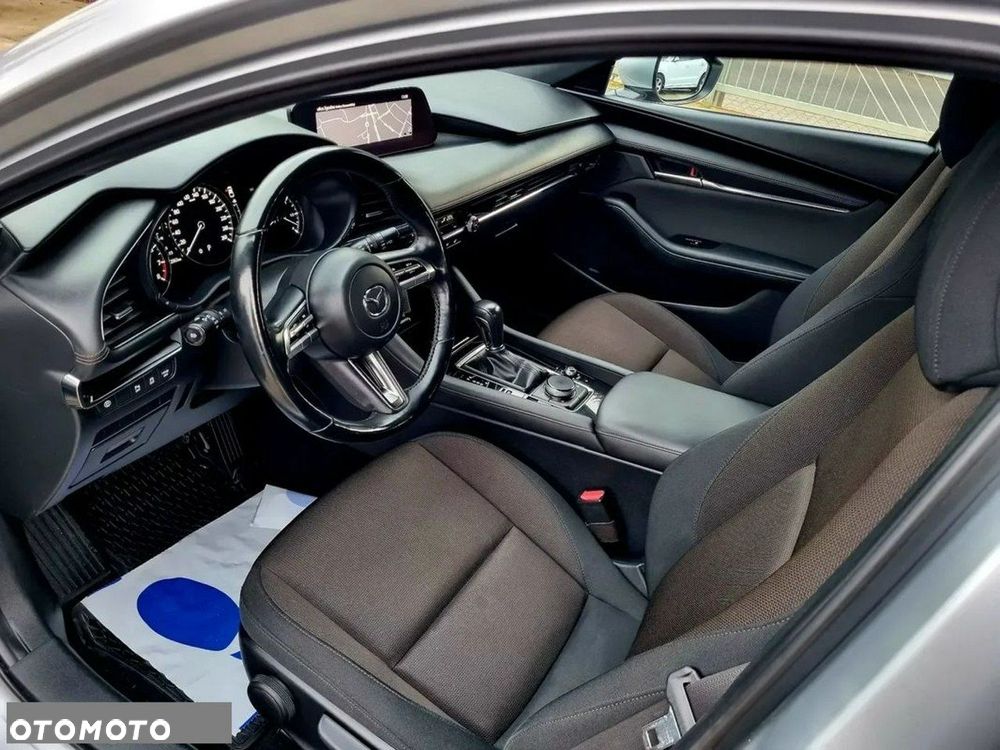 Mazda 3 SKYACTIV-G 2.0 M-Hybrid DRIVE - 9