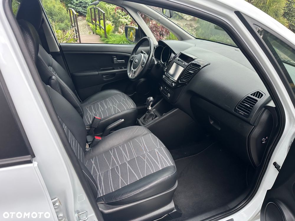Kia Venga - 18