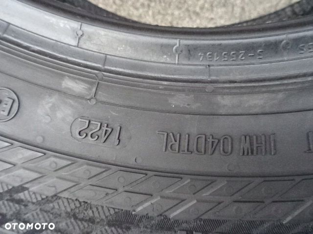215/65/R16C 109/107T Continental Van Contact 4seasons - 9