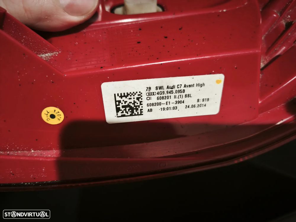 Farolim traseiro esquerdo Audi A6 C7 Avant - 4G9945095B - 4