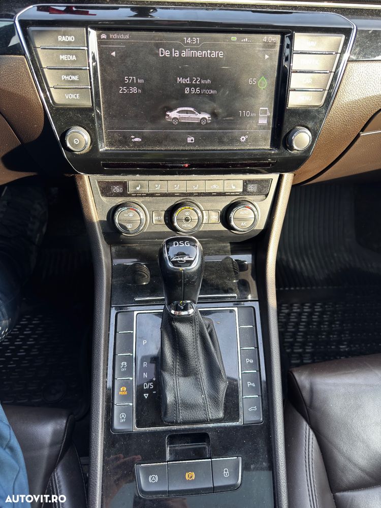 Skoda Superb 2.0 TDI DSG Laurin & Klement - 21