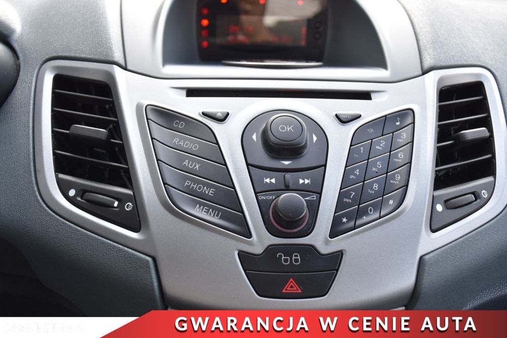Ford Fiesta 1.25 Ambiente EU5 - 13