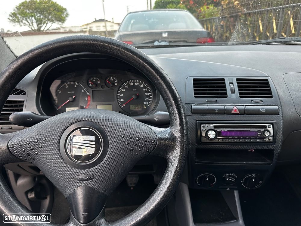 SEAT Ibiza - 3