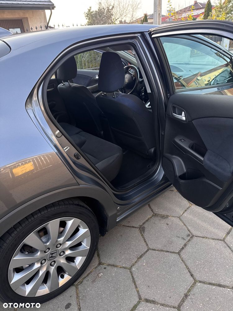 Honda Civic 1.8 Executive - 27