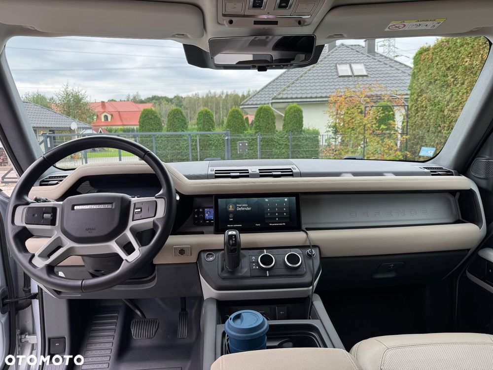 Land Rover Defender 3.0 D250 mHEV HSE - 8