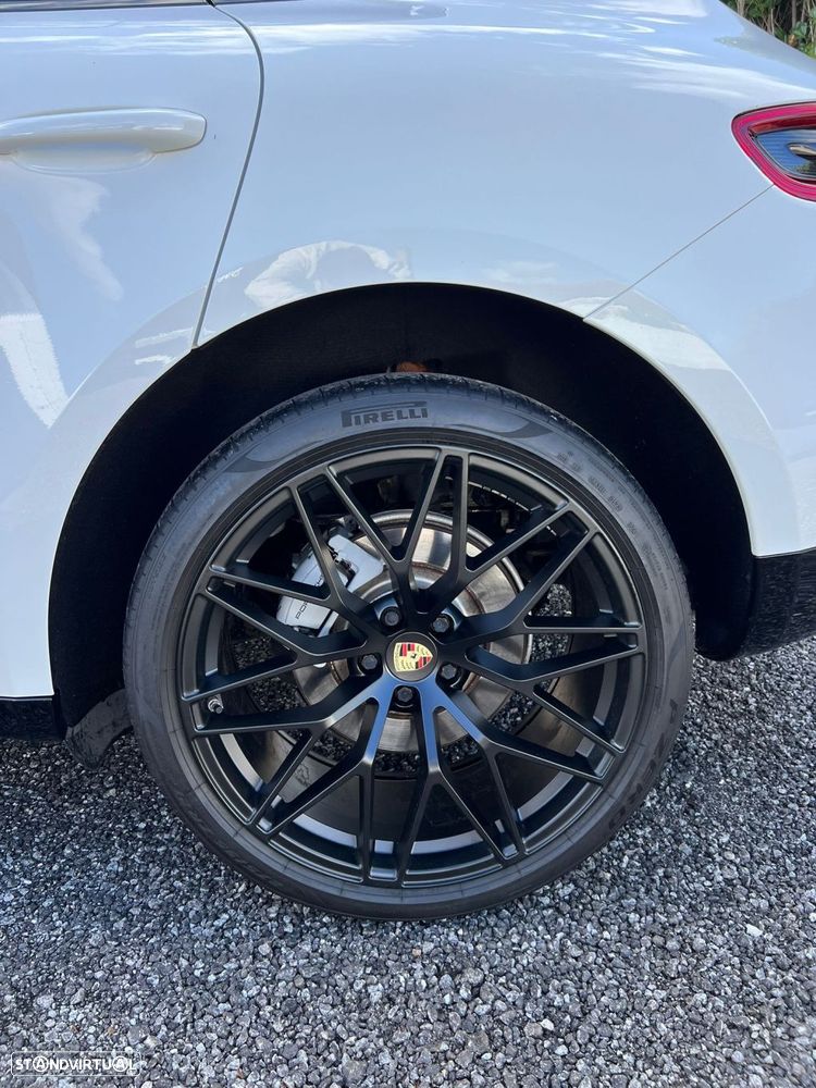 Porsche Macan S - 16