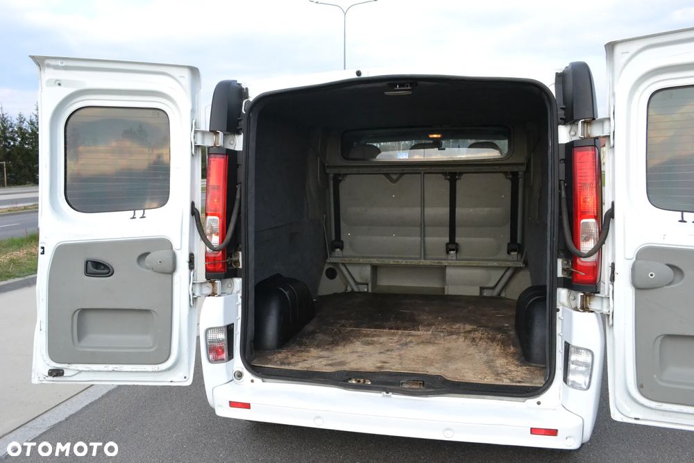Renault Trafic - 31