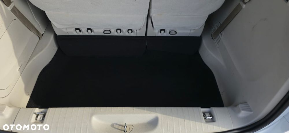 Chrysler Pacifica - 27