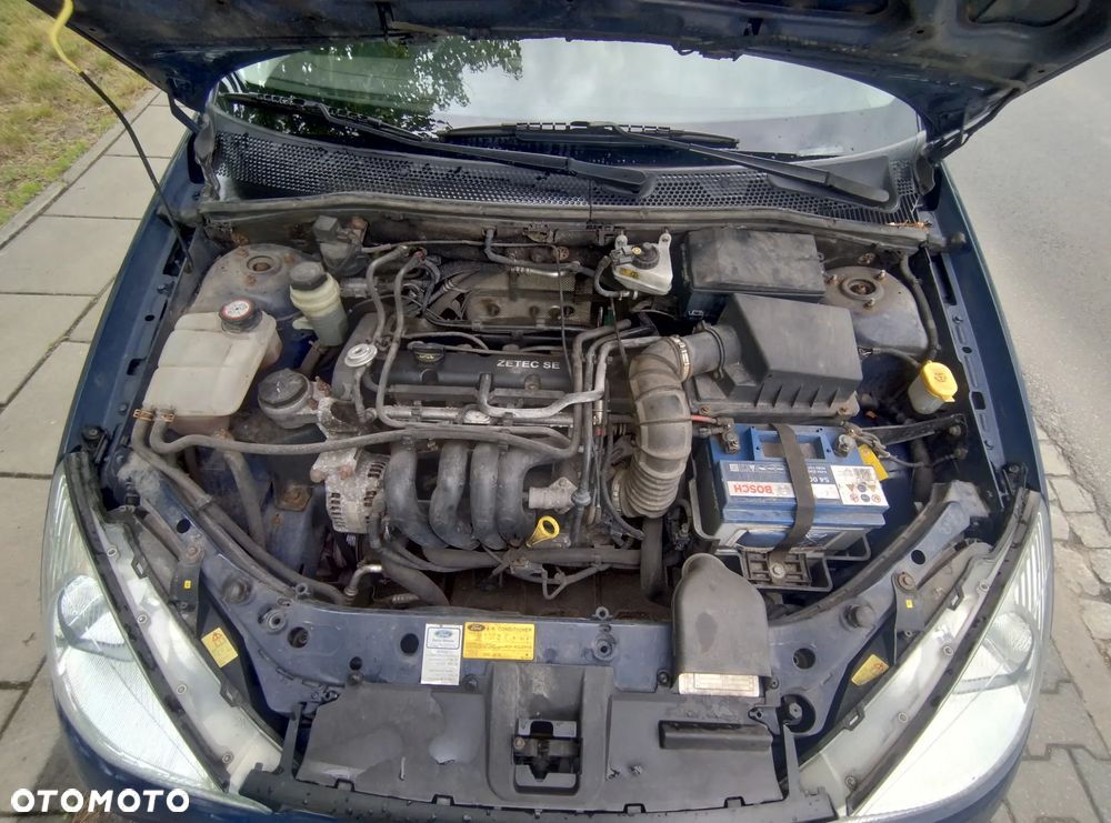 Ford Focus 1.6 Comfort - 12