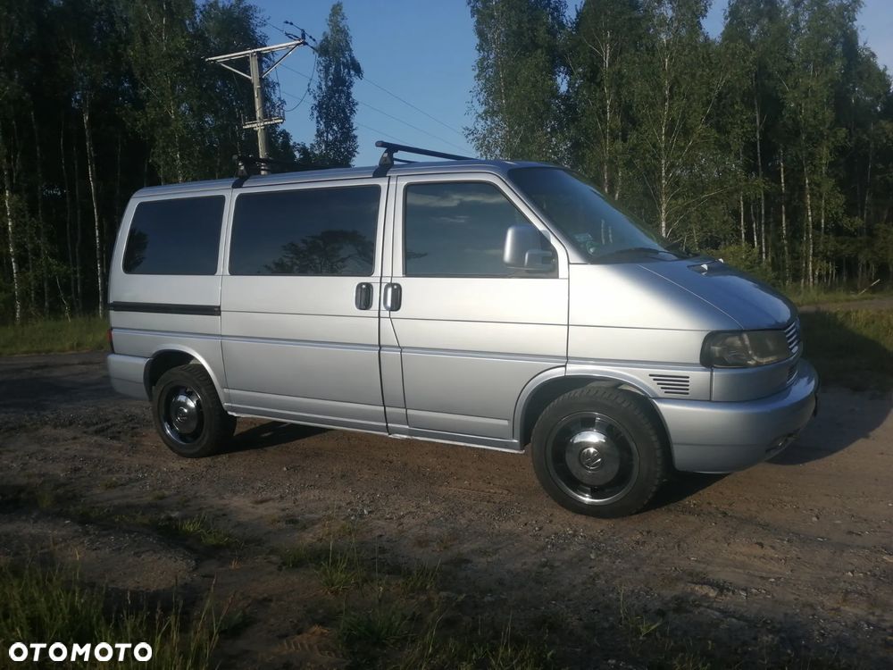Volkswagen Multivan Standard - 10
