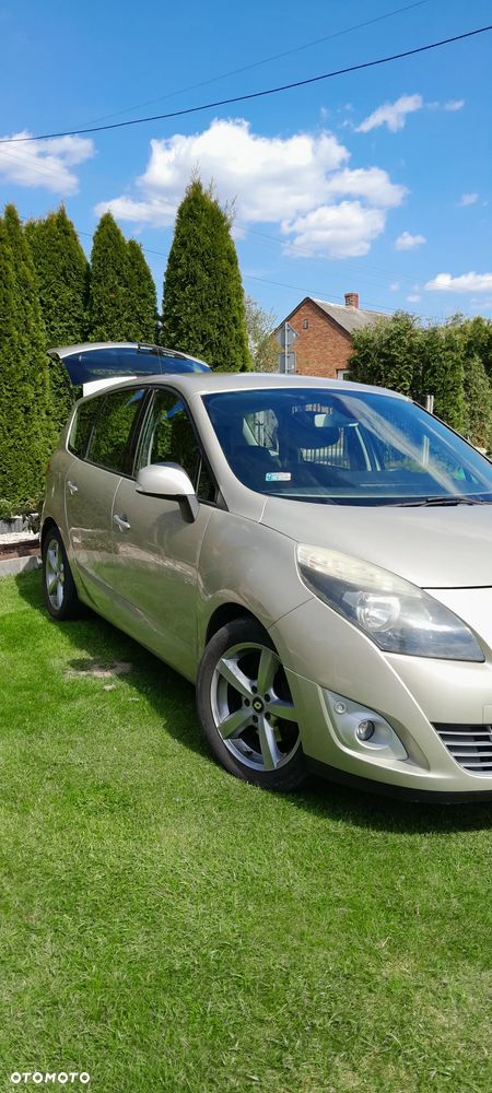 Renault Grand Scenic 2.0 16V 140 CVT Luxe - 4