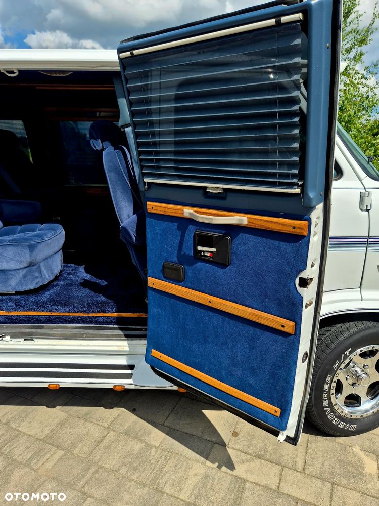 GMC Vandura - 14