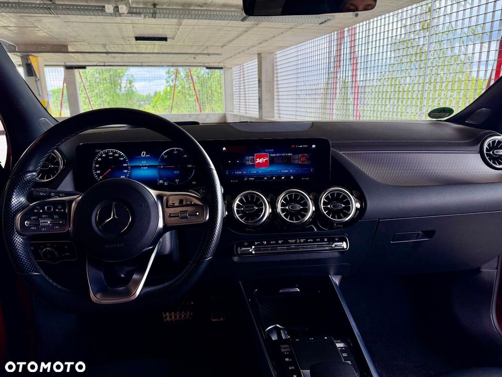 Mercedes-Benz EQA 250 AMG Line - 12