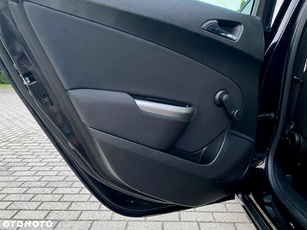 Opel Astra 1.4 Turbo Edition - 25