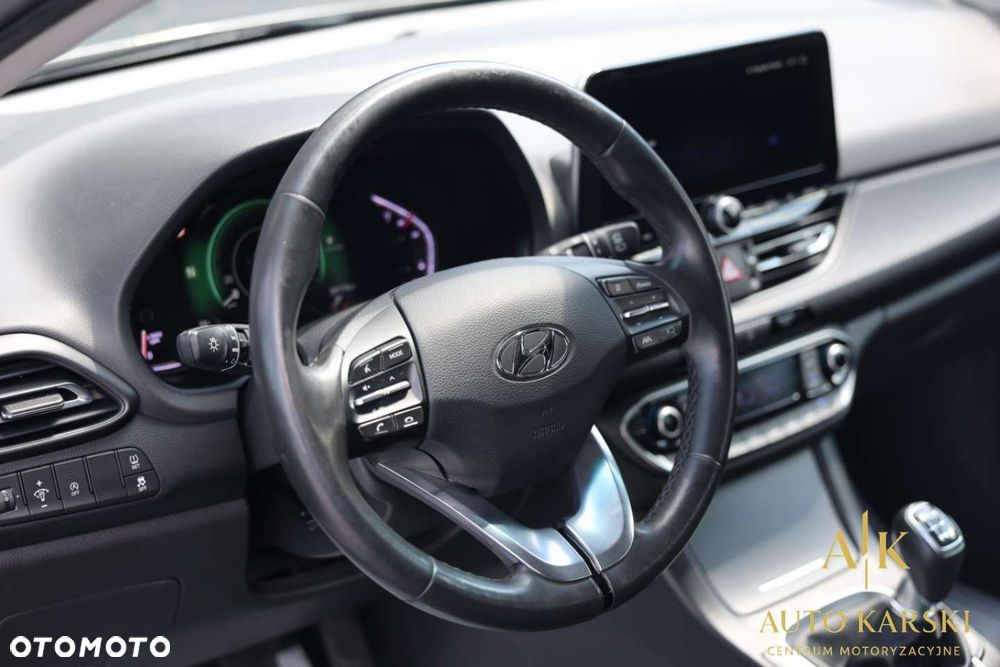 Hyundai i30 - 23