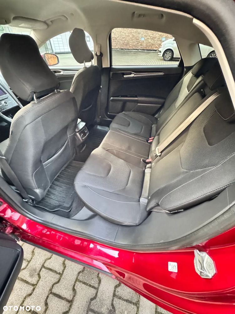 Ford Mondeo ver-2-0-ecoblue-titanium - 13