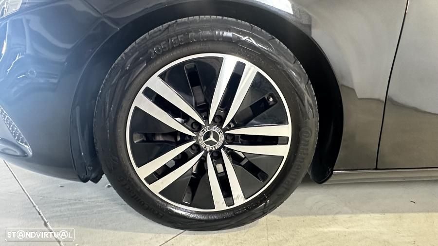 Mercedes-Benz A 180 d Progressive Aut. - 7