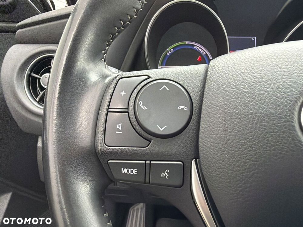Toyota Auris - 14