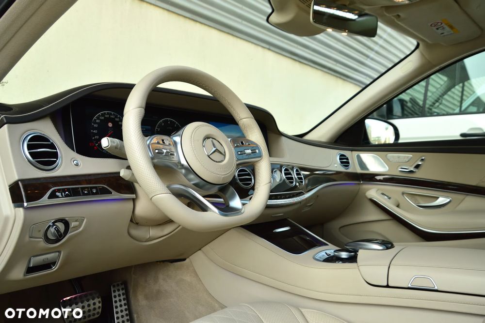Mercedes-Benz Klasa S 560 4Matic 9G-TRONIC - 13