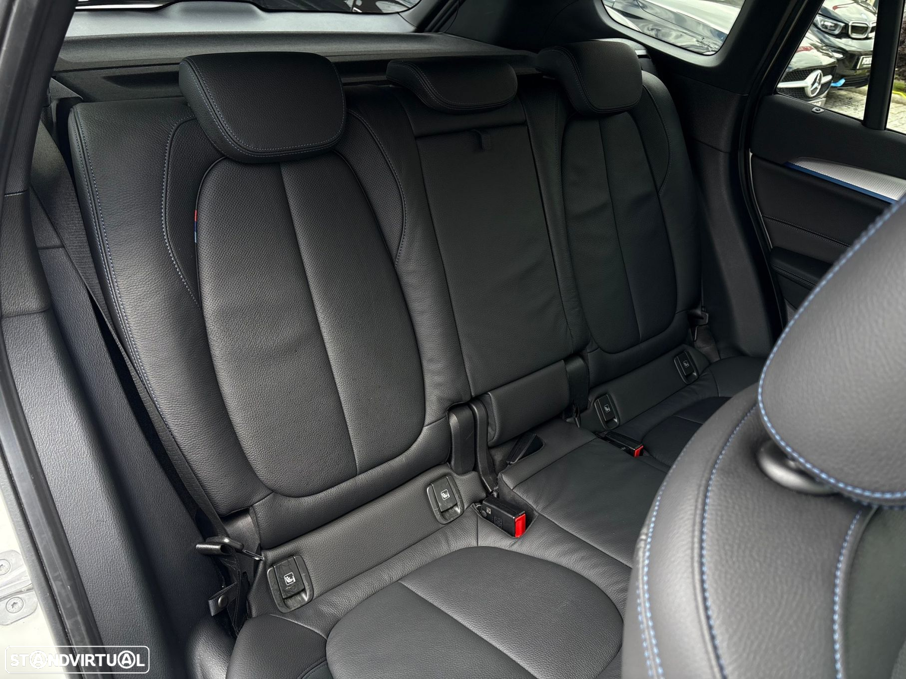 BMW X1 25 e xDrive Pack M - 18