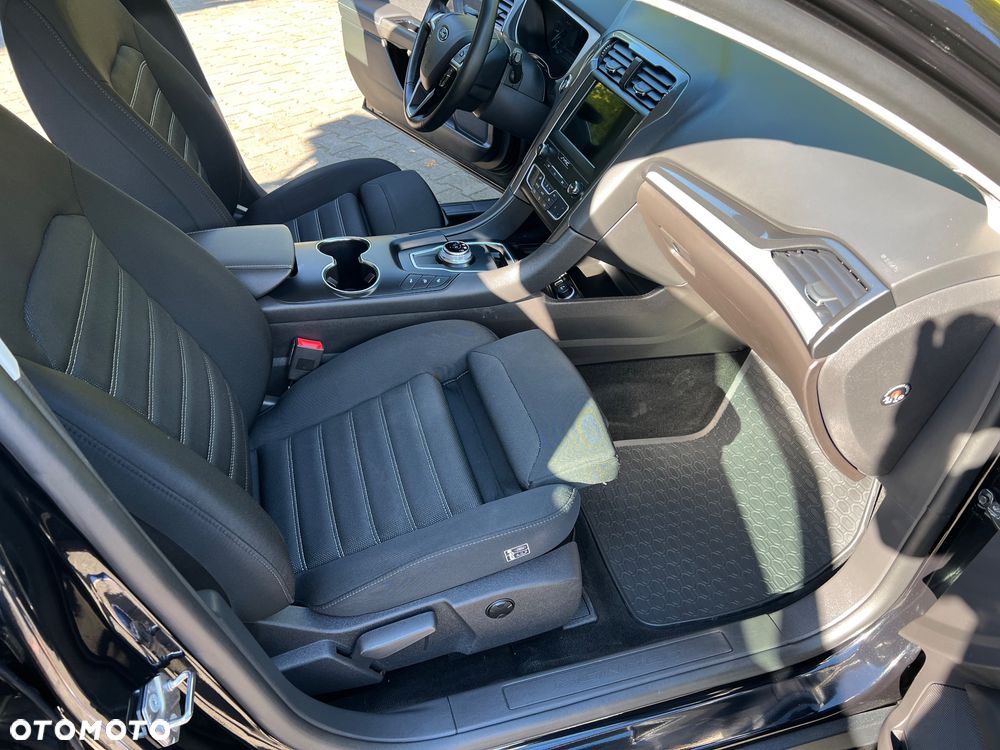 Ford Mondeo - 19